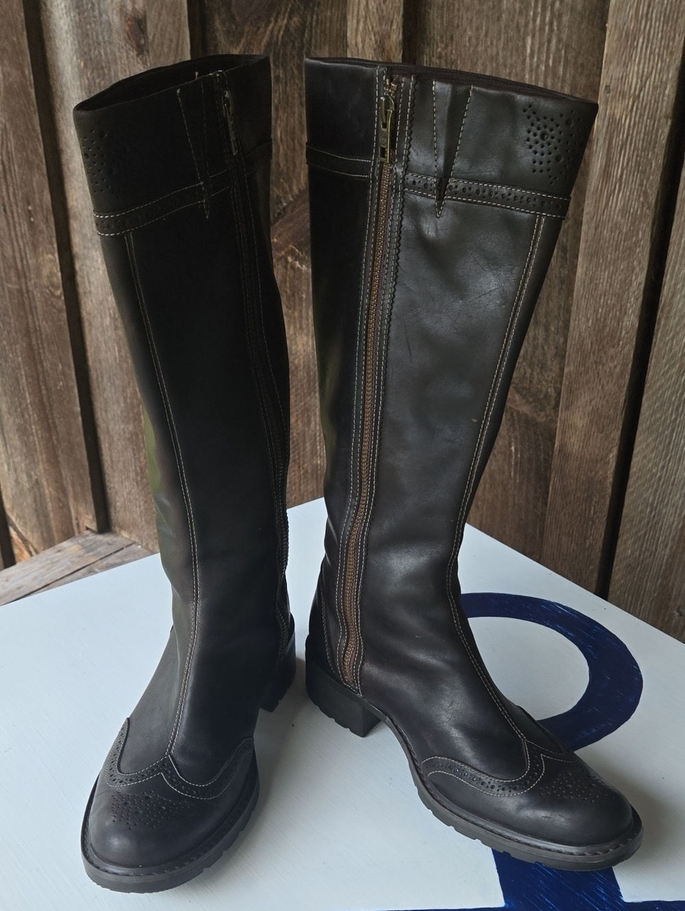 Timberland Dark Brown Leather Riding Boots With Wingtip Vamp Size 8.5